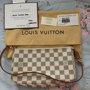 ❤️Luis Vuitton Pouchette Accessories❤️